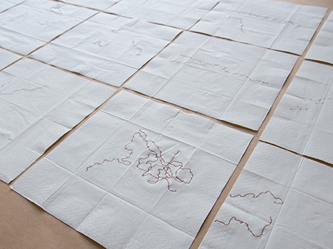 Trajets des fourmis, 2013 Papier mouchoir, 21 x 21 cm