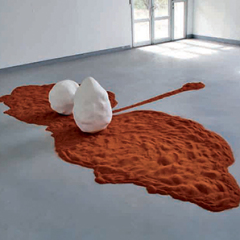 Négociation 6 : Macula, ocre, plâtre, 75 x 470 x 300 cm, 2005 - 2007