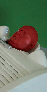 Sans titre, moquette ou peinture verte, sauna, silicone, 170 x 90 x 90 cm, avril 2007